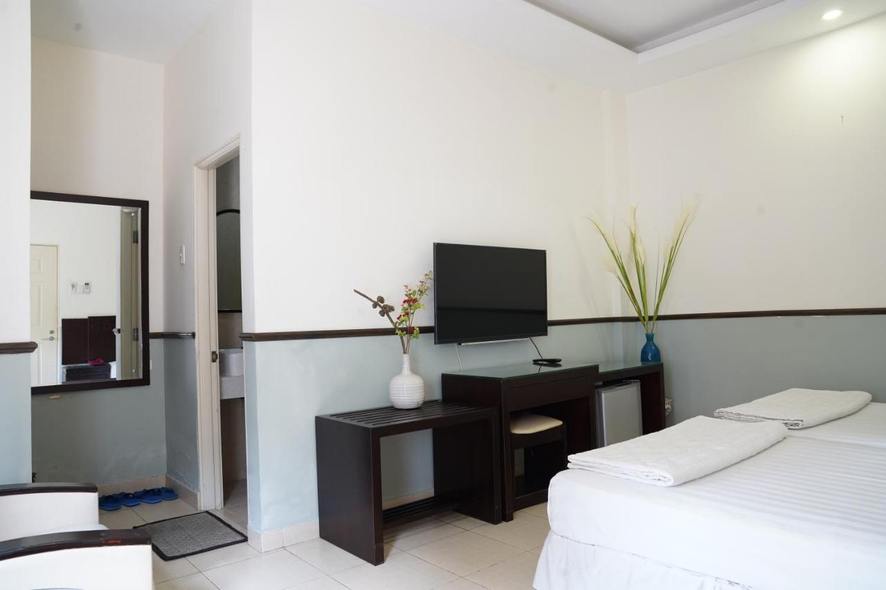 RedDoorz Trang An Hotel Ho Chi Minh-stad Buitenkant foto