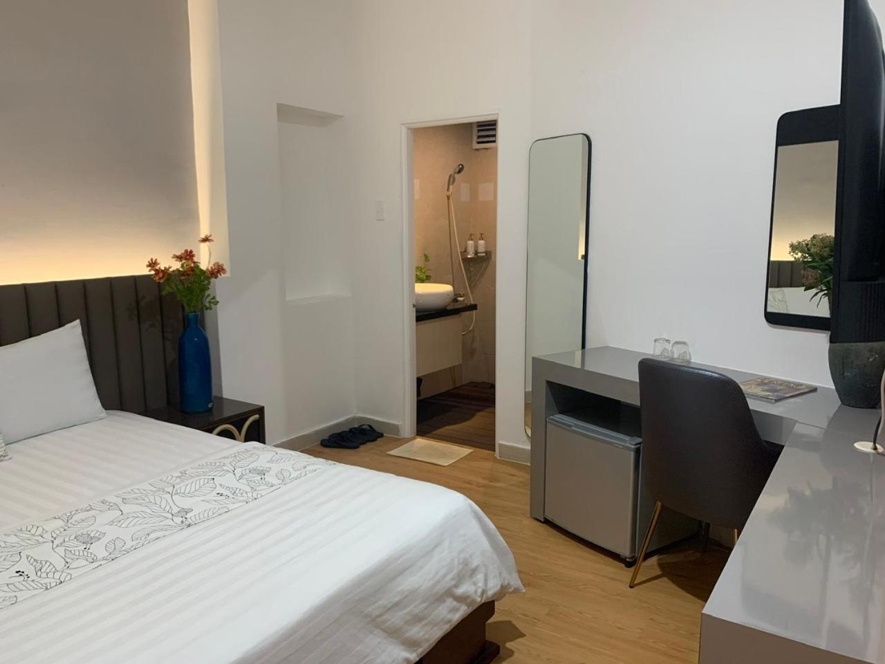 RedDoorz Trang An Hotel Ho Chi Minh-stad Buitenkant foto