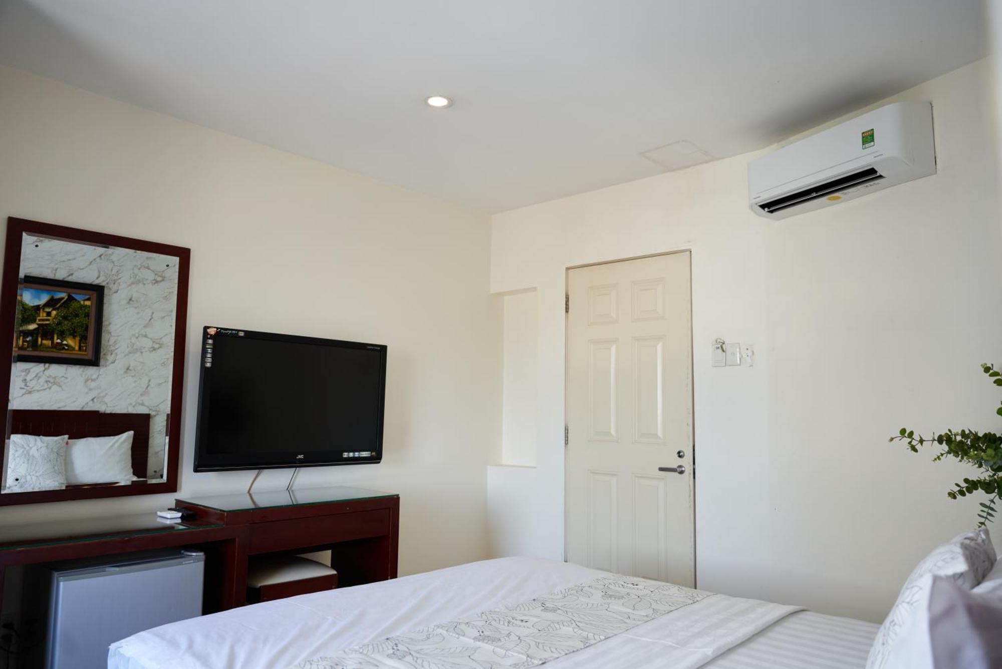 RedDoorz Trang An Hotel Ho Chi Minh-stad Buitenkant foto