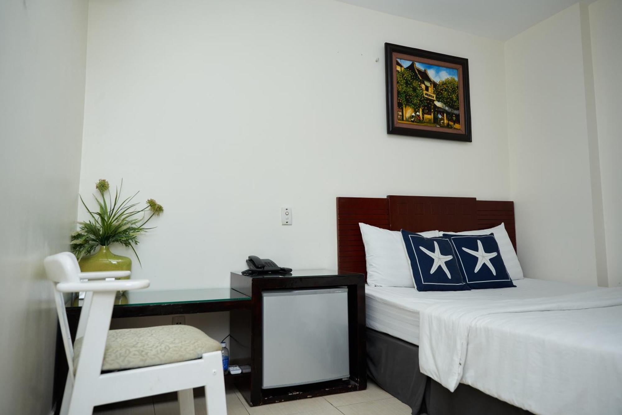 RedDoorz Trang An Hotel Ho Chi Minh-stad Buitenkant foto